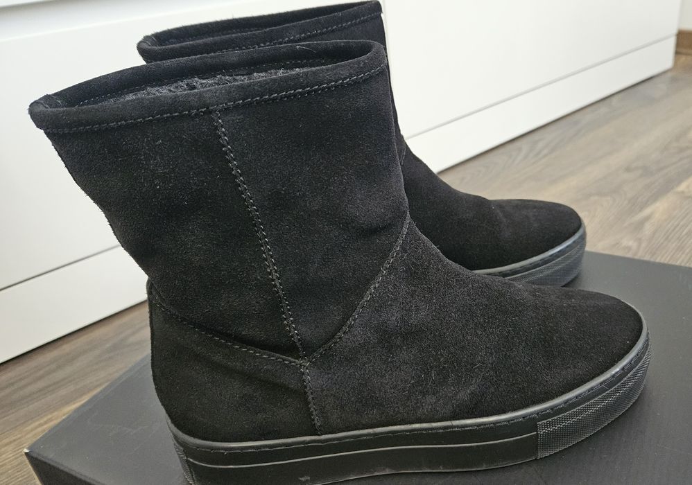 Ghete piele întoarsă Anna Cori mărimea 37