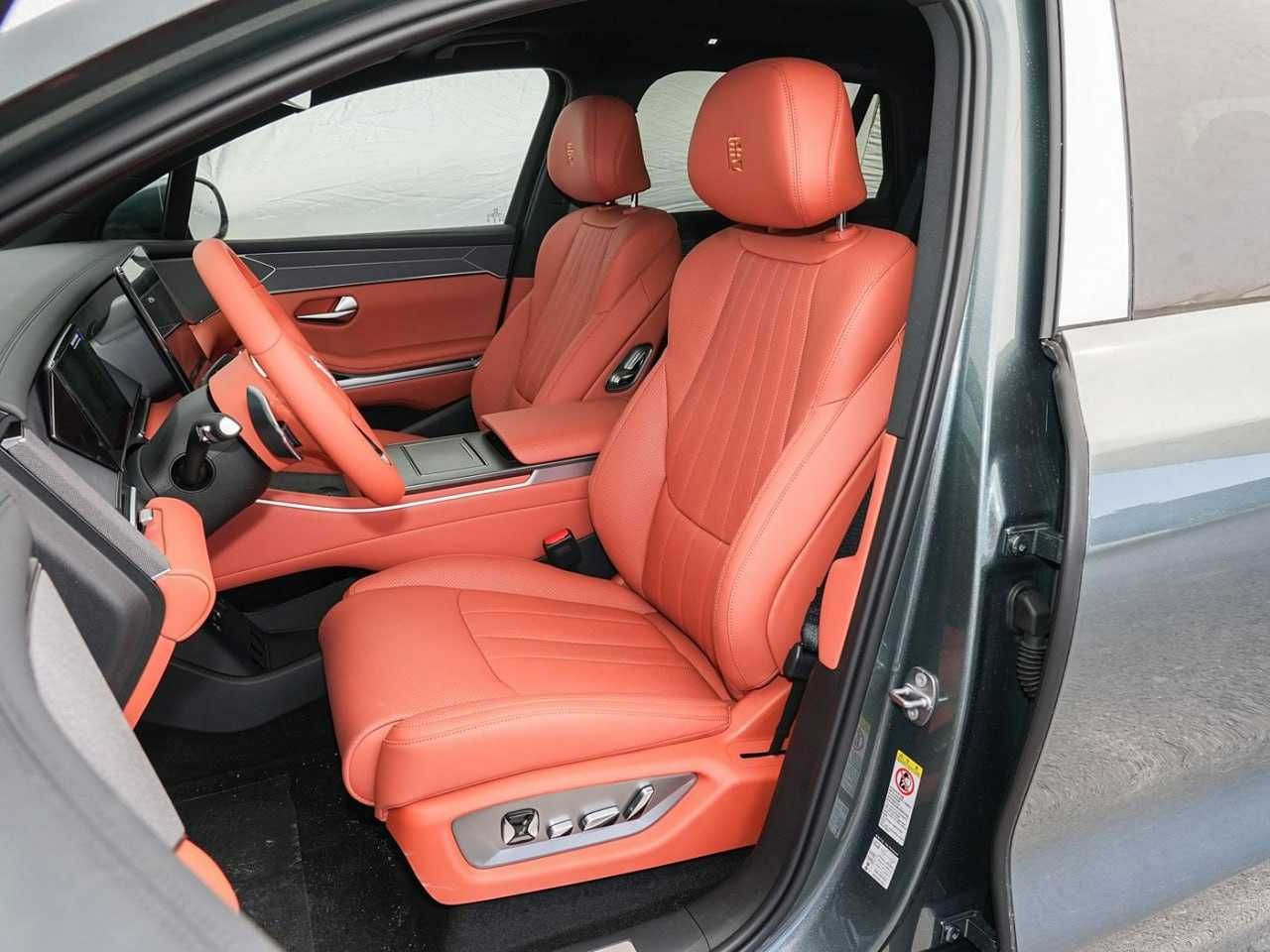 BYD Han L Tang L новые модели по заказу в кратчайшие сроки