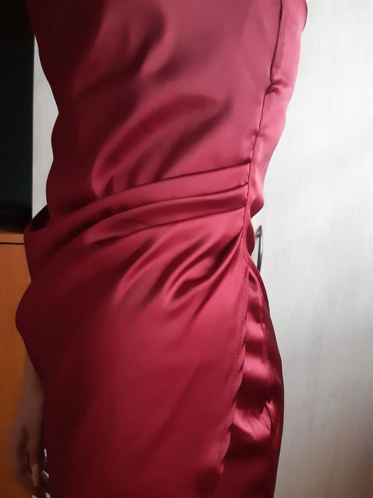 Rochiță saten culoare  Bordo