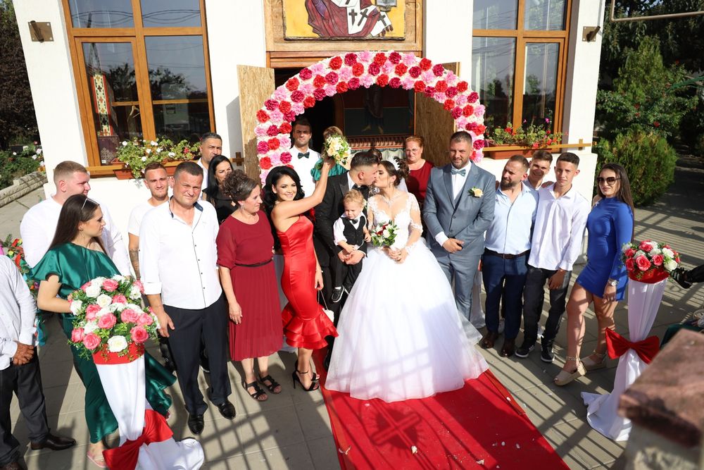 Fotograf botez 350 lei, cununie 350 lei