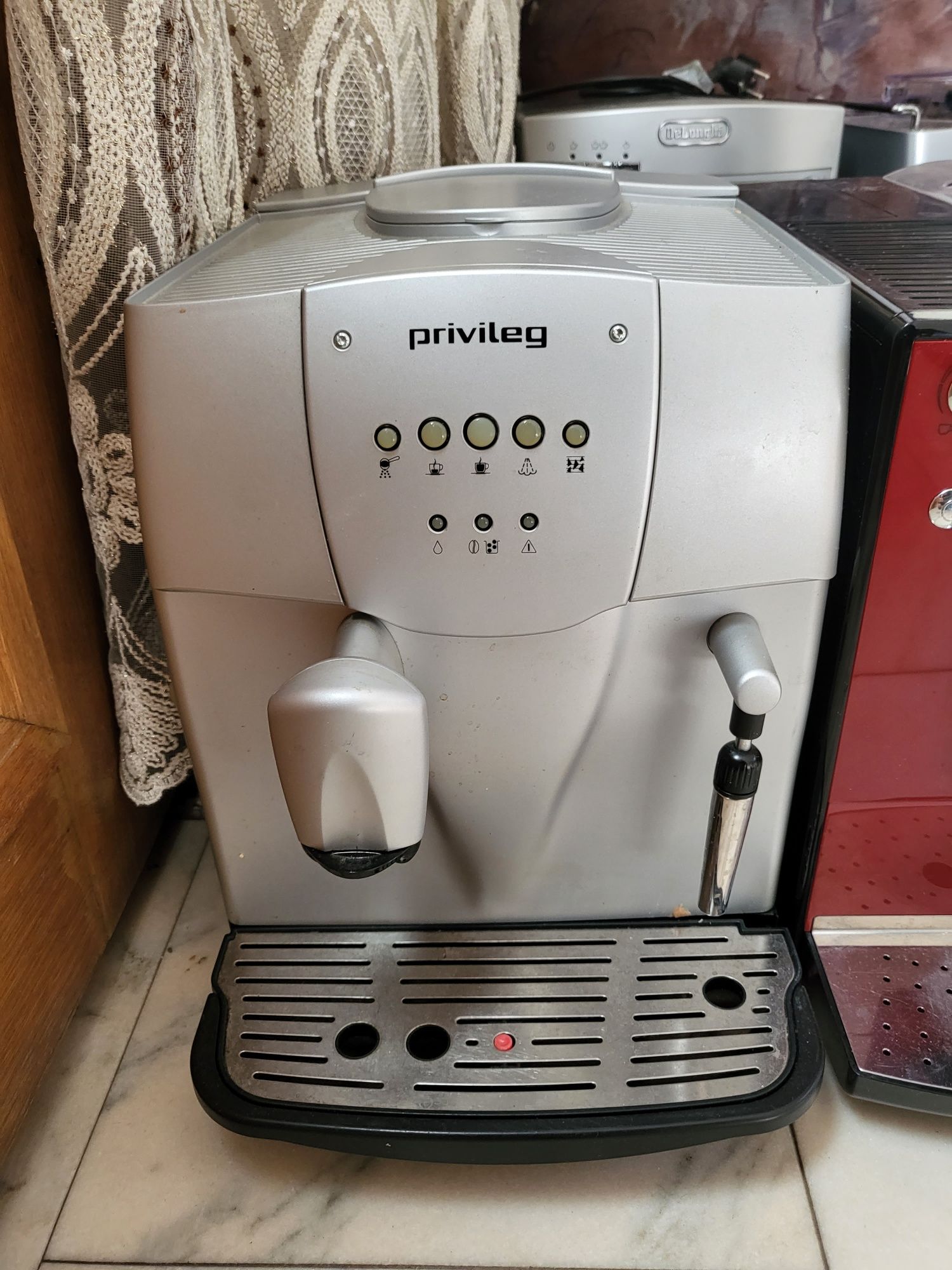 Saeco, Delonghi, melitta, Siemens.