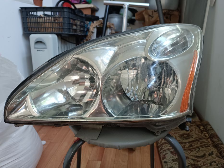 Бу фара Лексус 330
