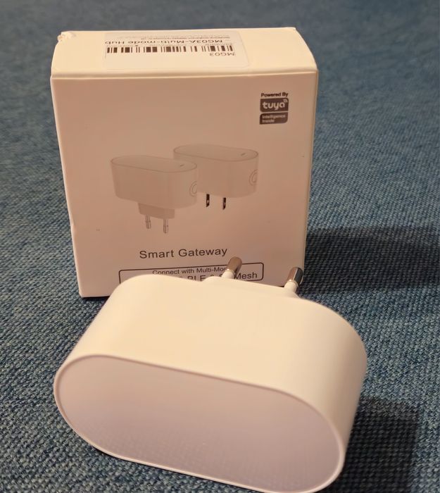 Tuya Zigbee Gateway hub plug-in