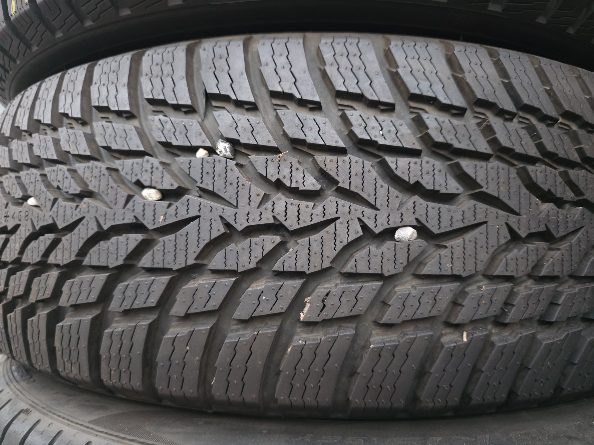 2бр Като нови зимни гуми 205 70 15 - Nokian - DOT 2023