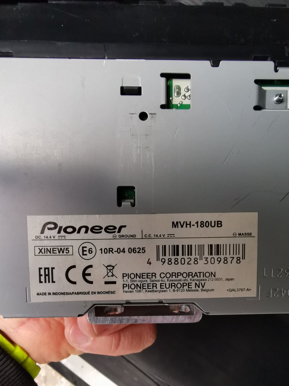 Pioneer Mvh 180ub