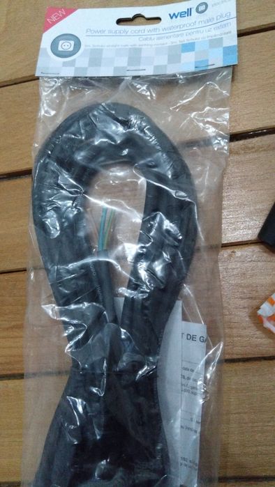 Șurubelnițe,ștechere,cabluri de alimentare