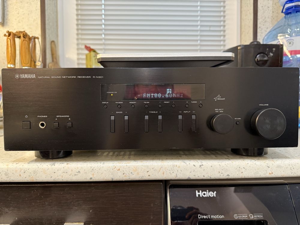 Yamaha R-N301 меежов ресивър