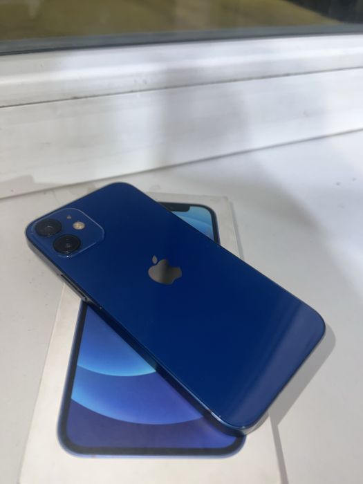 Продам Iphone 12 mini