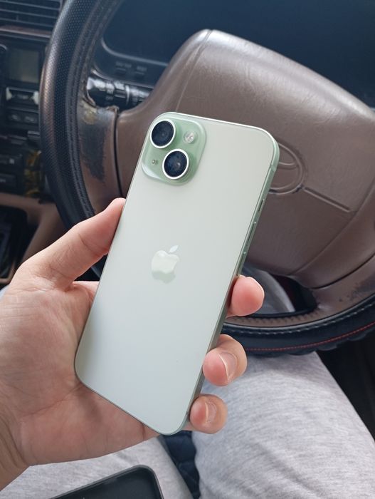 Айфон 15 в отличном состоянии