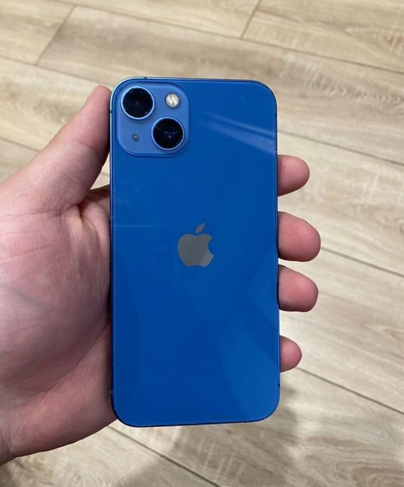 iPhone 13 128Gb с гарантией