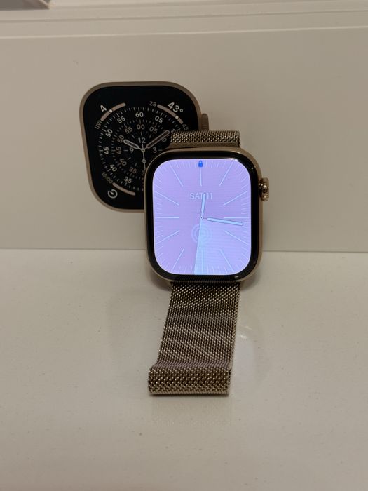 Apple Watch Series 11 Titanium 42 mm