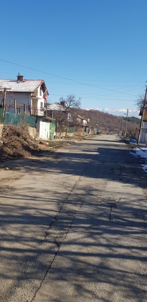 Продава парцел в с.Голема Фуча общ.Бобов дол