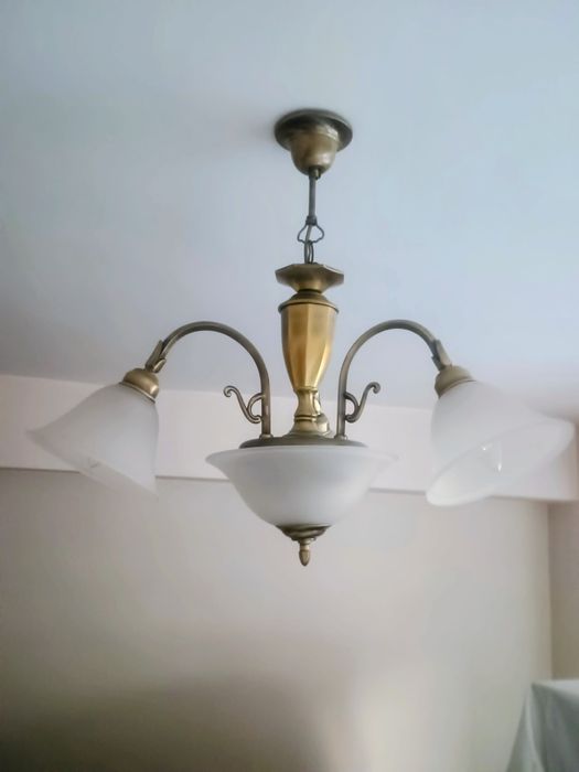 Lustra clasic- elegant.