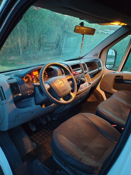 Fiat ducato 2.3 jtd 7 locuri si prelata
