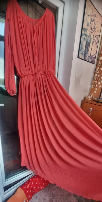 Rochie din voal portocaliu închis