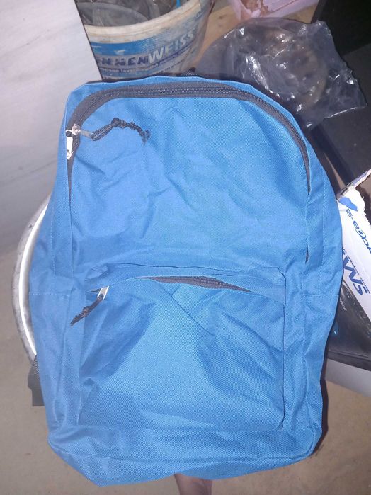 Ghiozdan de școală