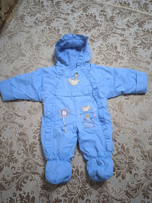 Детский комбинезон на 6 месячного ребенка