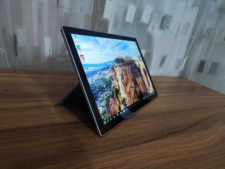 Microsoft Surface Pro 4