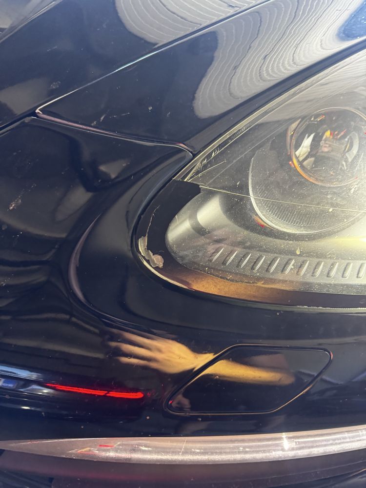 Faruri complete Porsche Cayenne 2011 cu Afs