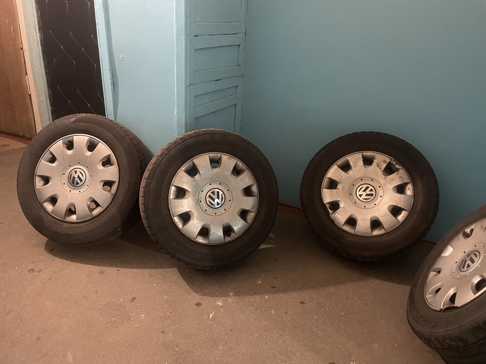 Зимние шины 205/65/15