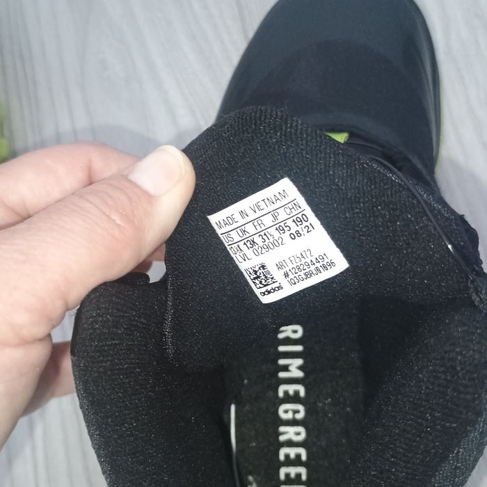 Adidași baieti7-8ani