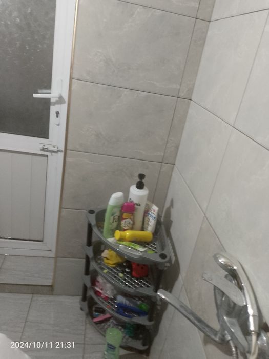 Продаётся дом в цетре города, Тихий район,свет,газ,вода постоянно