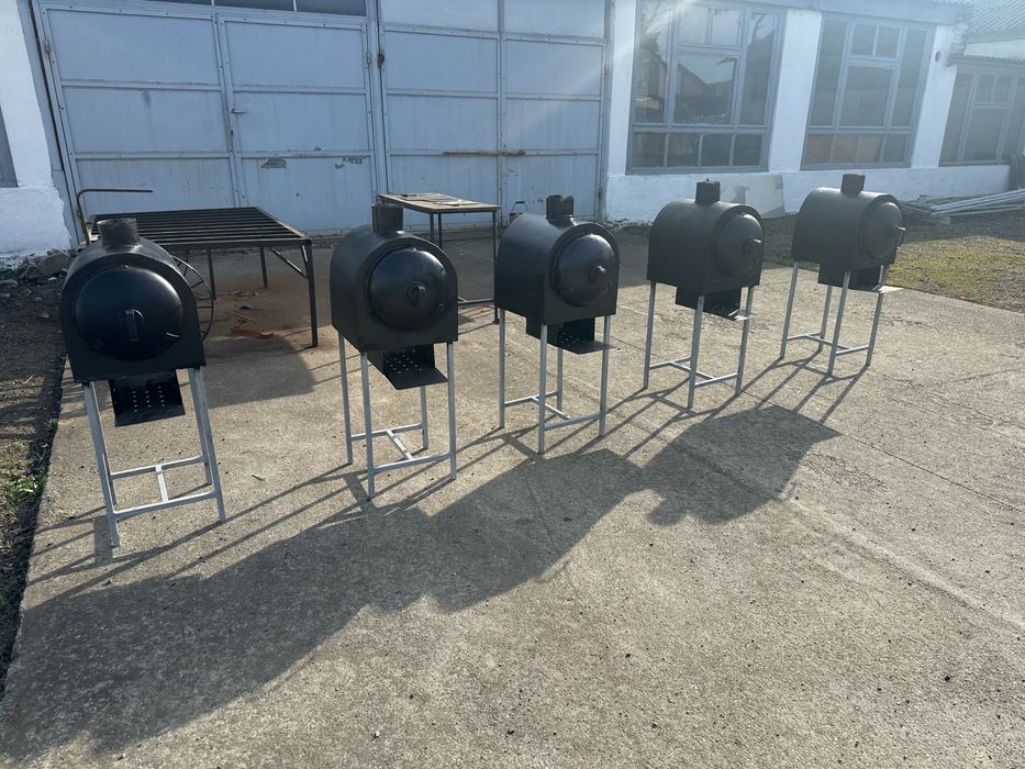 Cuptor / gratar cu pereti dubli