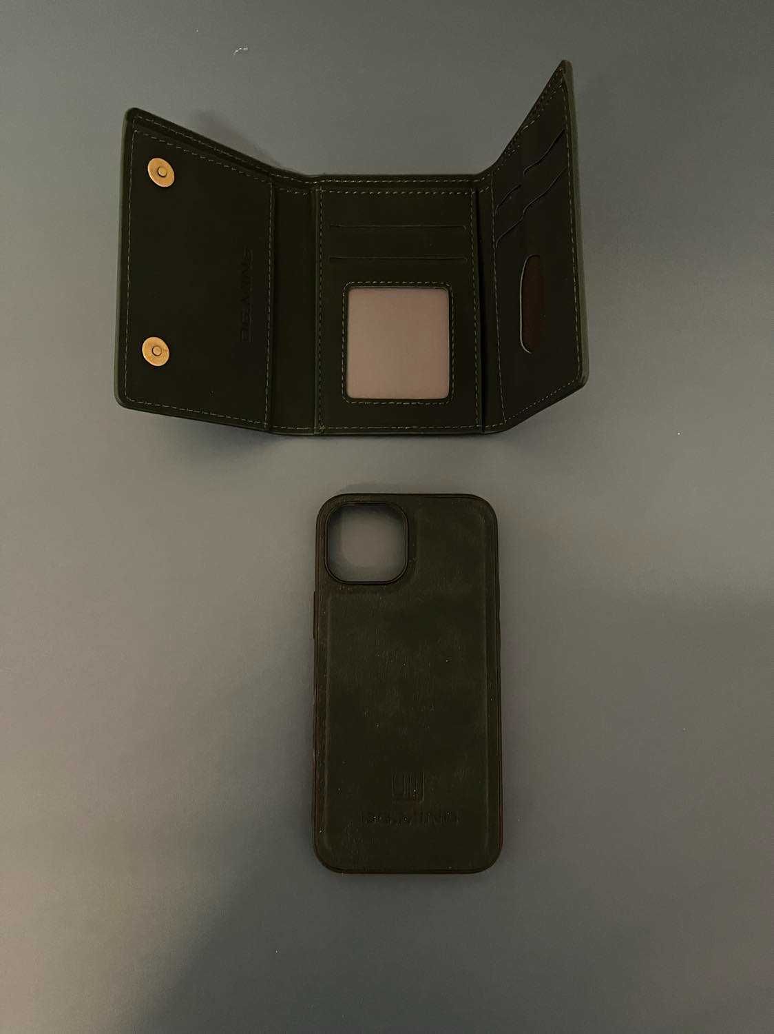 Калъф за iPhone 13 mini с магнитно портмоне към него