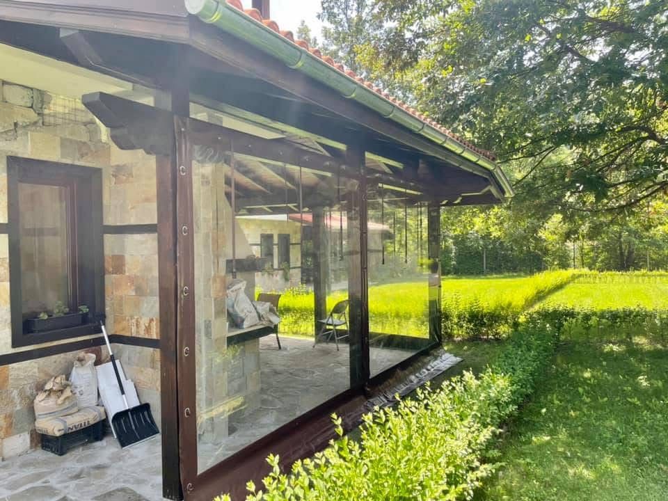 Ветроупорни завеси и прегради кристал PVC инил барбекю найлони