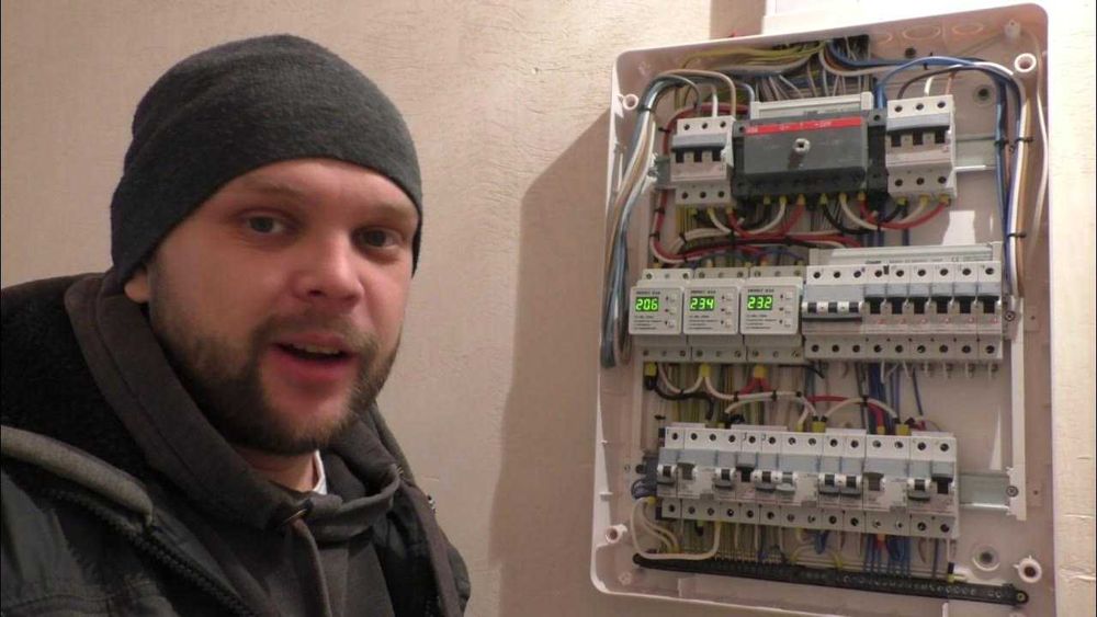 Услуги электрика на дому. Электромонтажные работы.  Электрик.