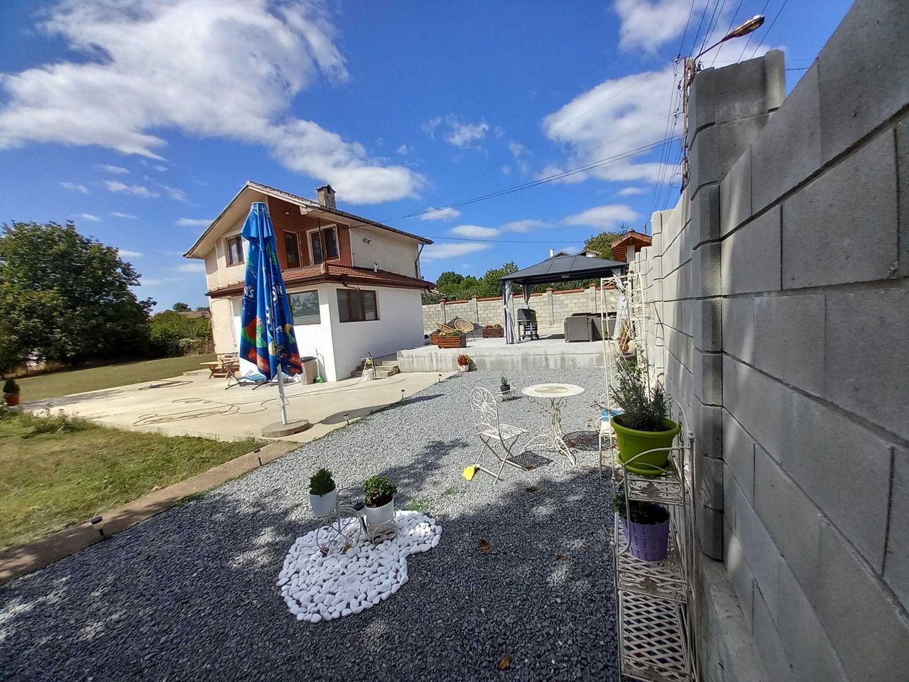Продава се Къща в с. Малък Поровец, Област Разград - 96 кв.м за 2084 €/кв.м - Снимка #17
