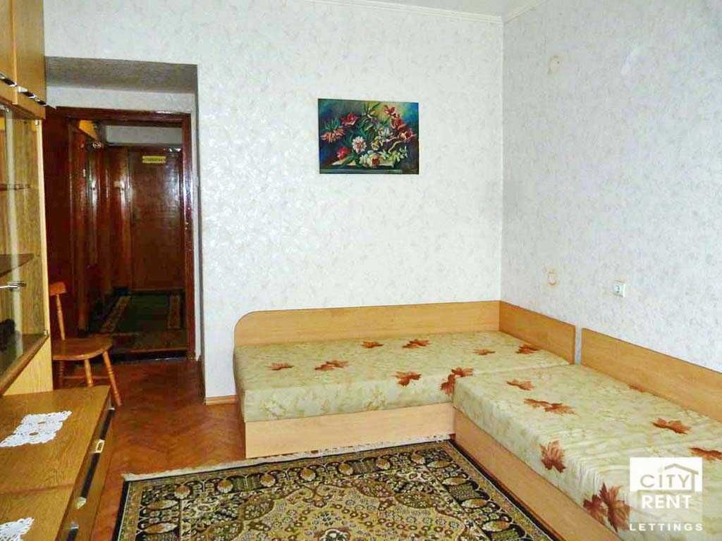 104214 ЕКСКЛУЗИВНО! Обзаведен апартамент в центъра на В. Търново