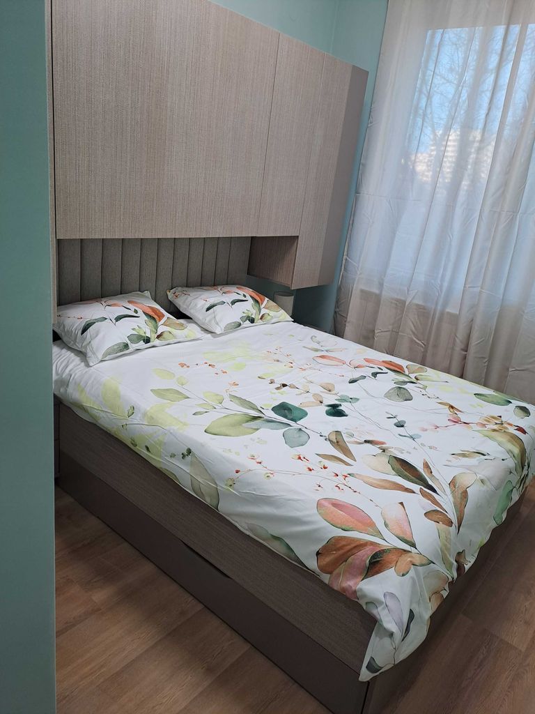 Продава се Тристаен апартамент в Плевен, Дружба 1 - 120 кв.м за 1200 €/кв.м - Снимка #7