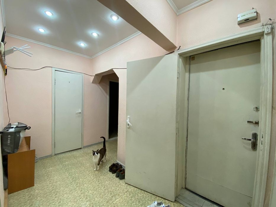 ПАРКЕНТСКИЙ м-в(307-школа)! Риэлтор! Дешёвая цена!!!