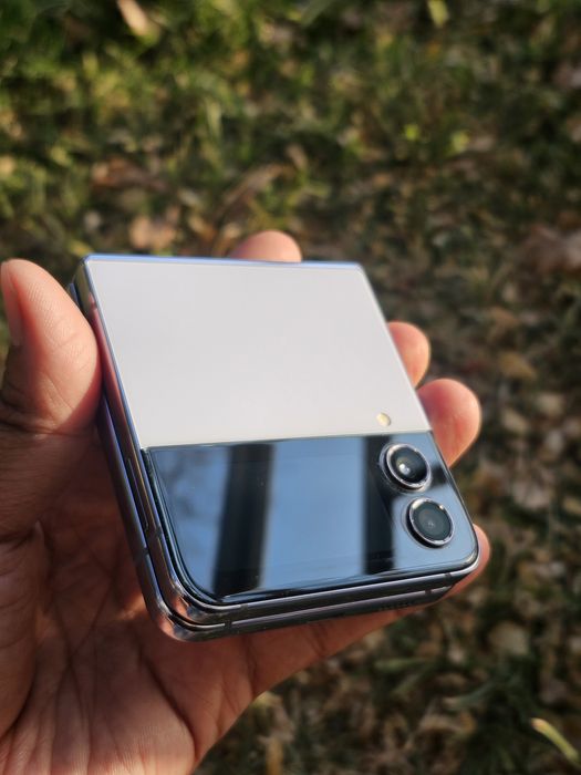 Samsung flip 4. 8/256gb