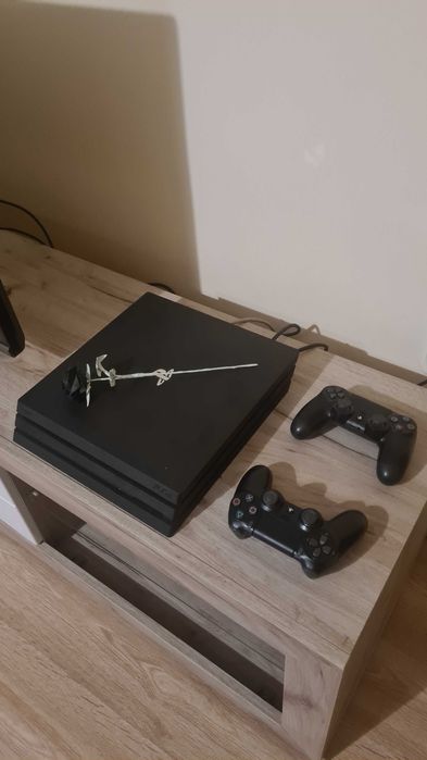Sony PlayStation 4 pro. PS4 pro + Fifa 23