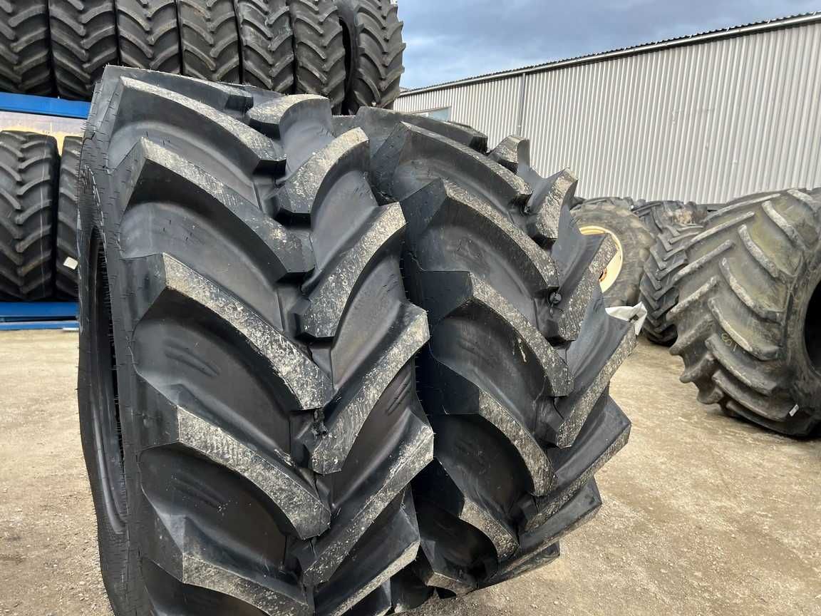 Anvelope radiale noi 650/75 R32 marca OZKA pentru combina