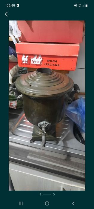 Samovar rusesc vand