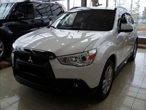 Дефлектор капота на Mitsubishi ASX 2010. Мухобойка.