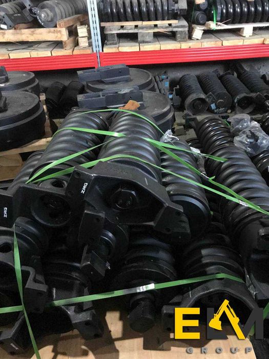 Колесо направляющее, натяжитель, звездочка для экскаватора