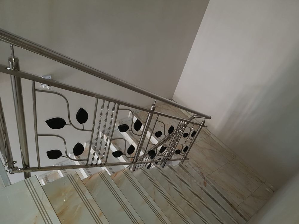 Balustrade cu frunze