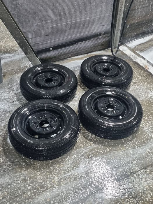 Резина от Damas заводская плюс 4 покрышки