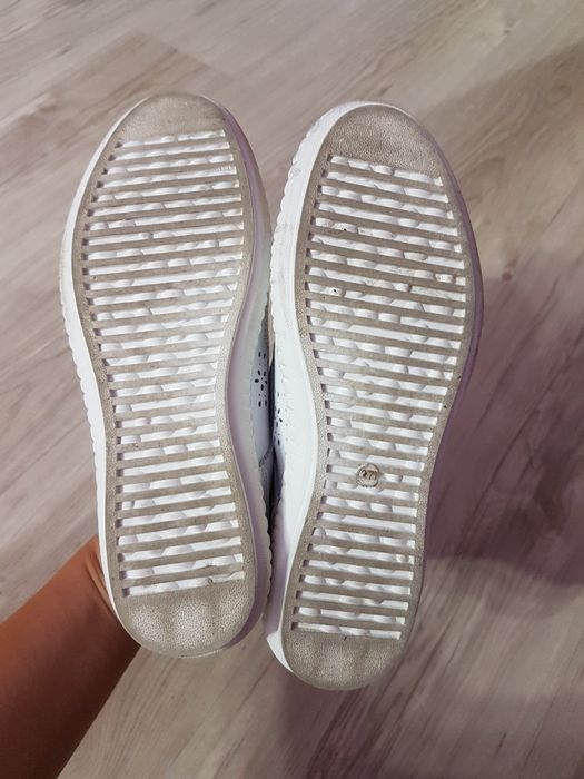 Обувки естествена кожа номер 37