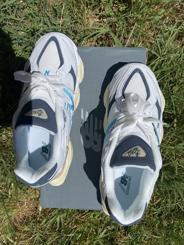 New Balance 9060, sea salt / new spruce / dark arctic grey