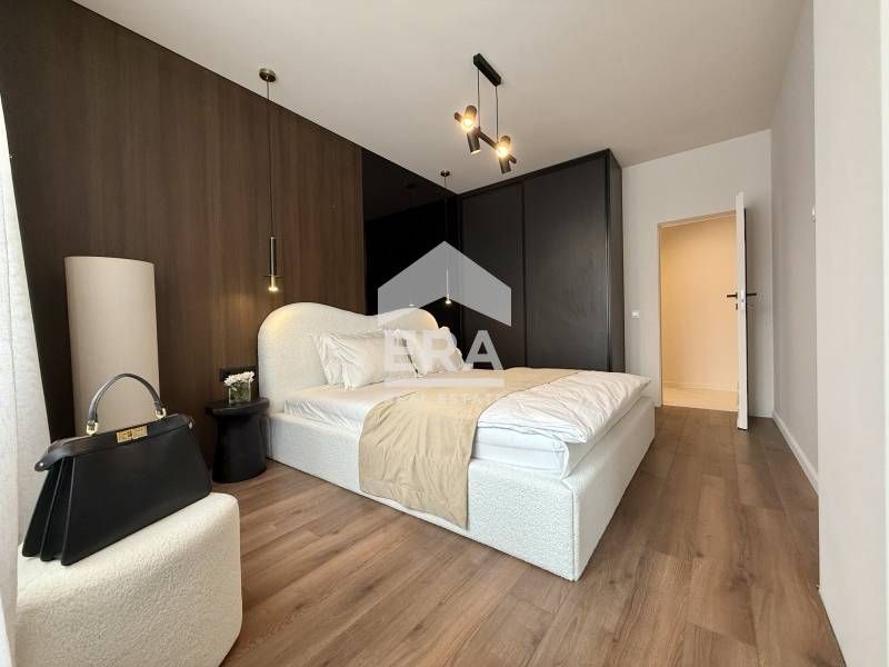 Продава се Тристаен апартамент в София, Кръстова вада - 107 кв.м за 3461 €/кв.м - Снимка #7