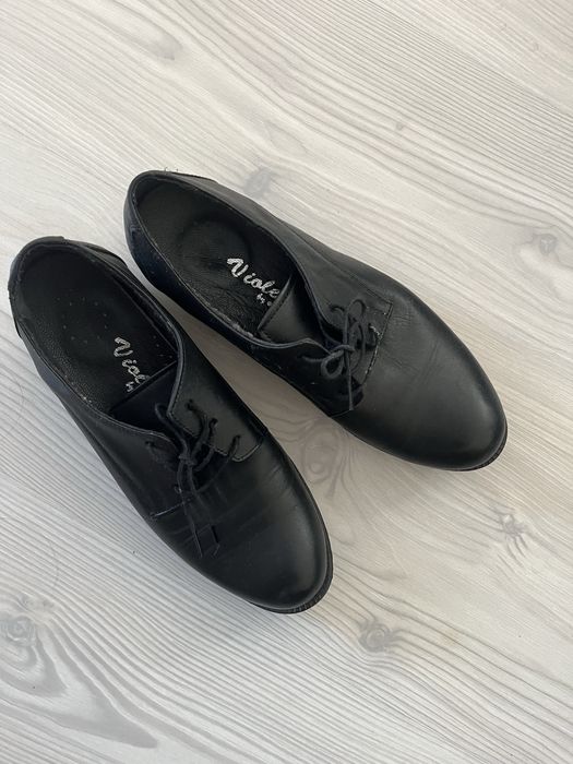 Обувки естествена кожа 38 номер