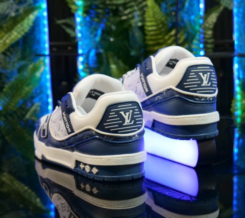 Сникърси Louis Vuitton Цвят - Бяло и Синьо