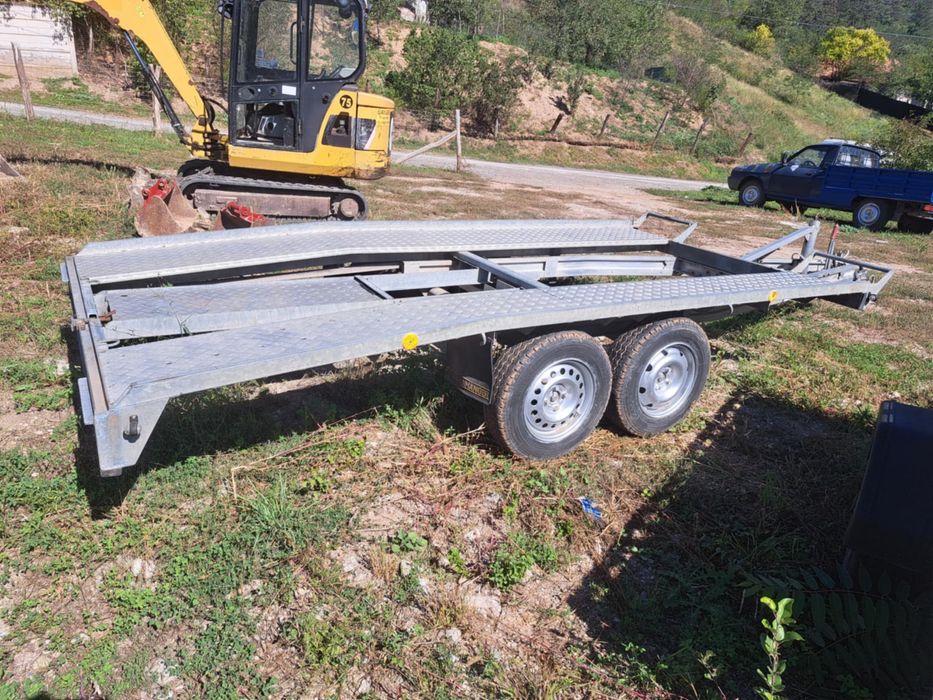 Vand platforma cu axa dubla