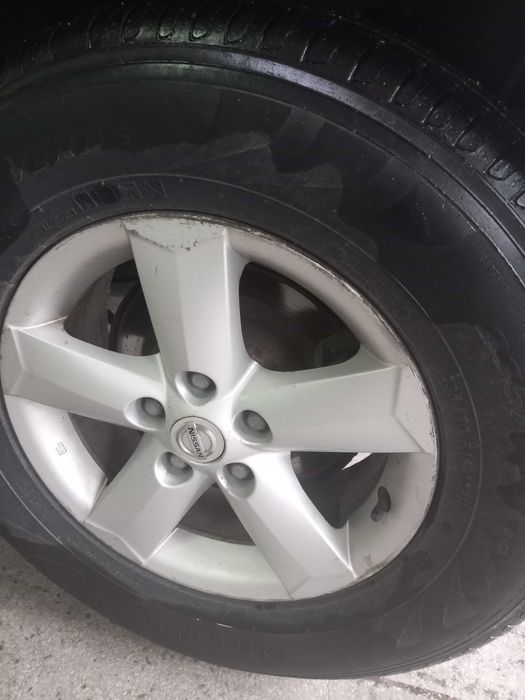 235/70 R16 Pirelli