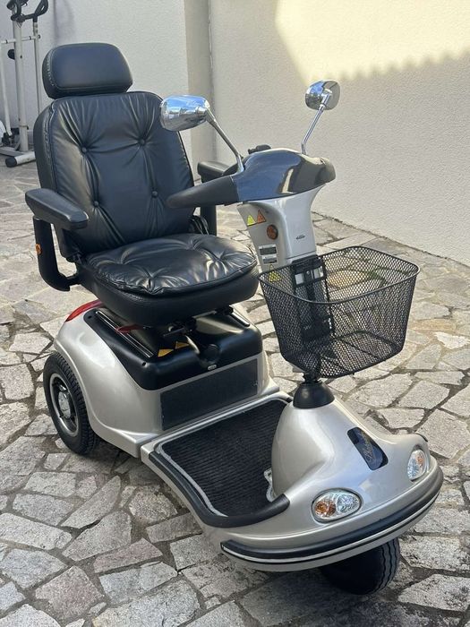 Инвалидна количка/скутер